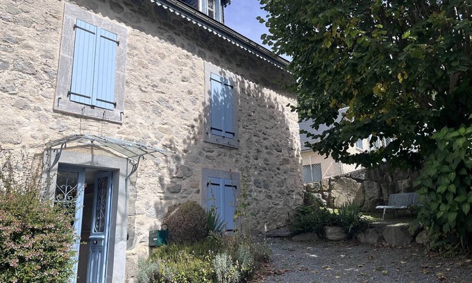 Cauterets Apartamento | Encantador T3 en Cauterets con aparcamiento, cerca de telecabinas