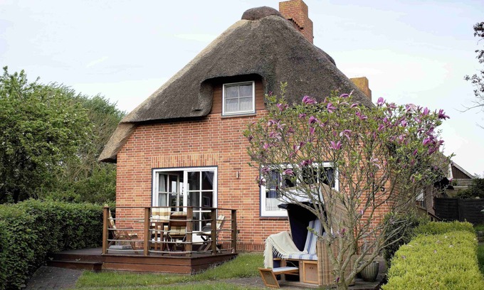 Dagebuell Casa | Tejado de paja con Encanto Cottage - restaurada - Warftlage idílico