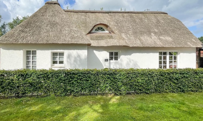Lehe Casa | Encantadora casa de campo con techo de paja en Lehe