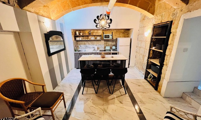 Valletta Apartamento | Charming Townhouse Prime Area Valletta