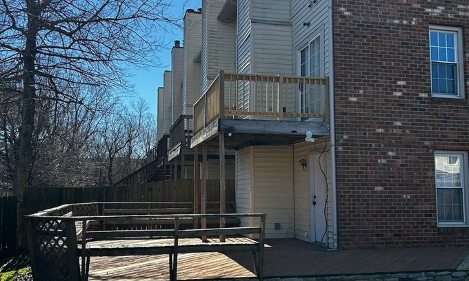 Norfolk - Virginia Beach Casa | Charming townhome in welcoming Virginia Beach with WiFi, AC