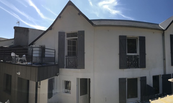 Saint-Regnobert-de-la-Cote-de-Nacre Villa | Encantadora villa a 70 metros del mar desde 560 € / semana