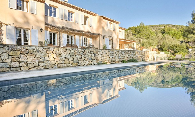 Bandol Villa | Encantadora villa de 7 habitaciones con piscina