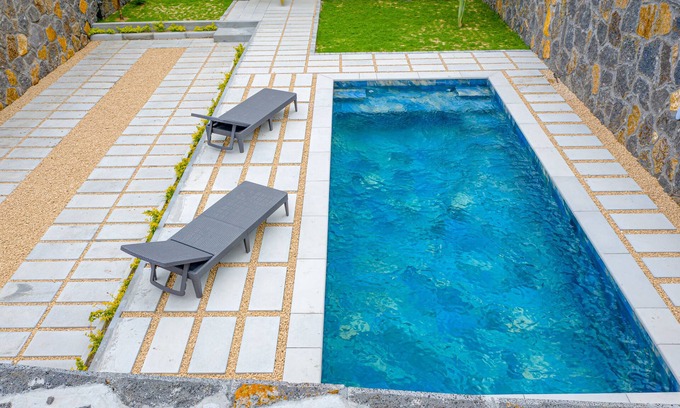 Pointe aux Canonniers Villa | Charming villa on rent for 6 persons with swimming pool near the beaches.