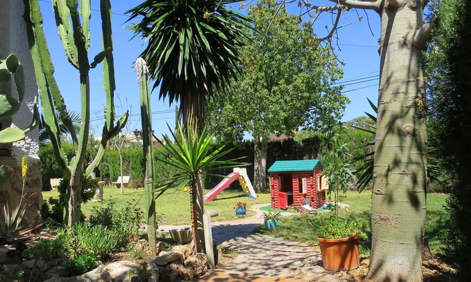 L'Eliana Villa | Encantadora Villa con piscina y jardín privados muy cerca de Valencia.
