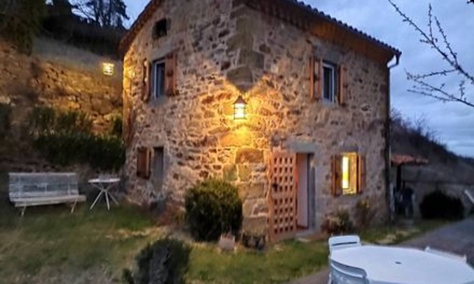 Tailhac Cabaña | Encantadora casa de viña con gran terraza para parejas