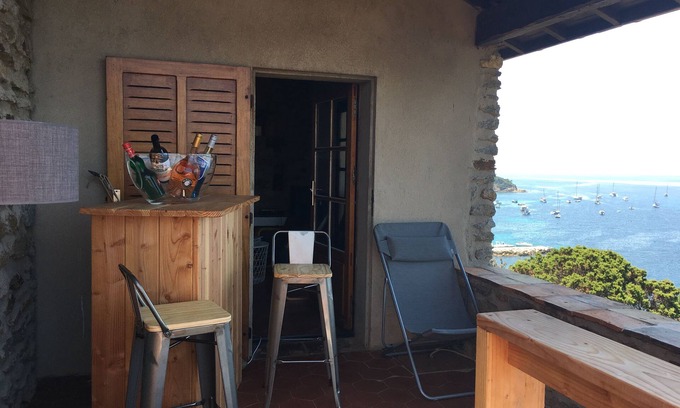 Ile du Levant Casa | Charming waterfront home