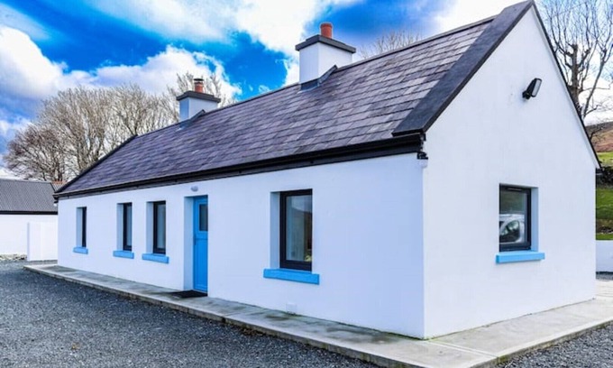 Westport Cabaña | Charming Westport Cottage - Perfect for Families