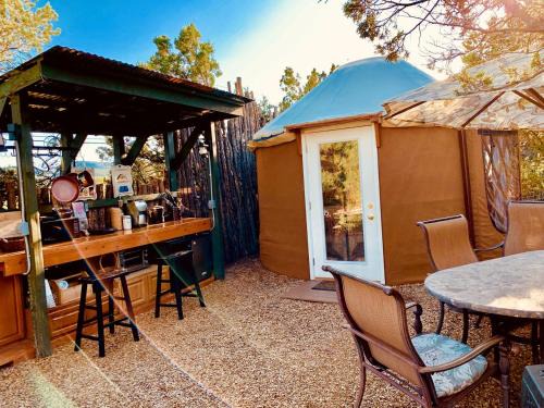 Zuzax Otro | Charming Yurt in the Cibola National Forest near Albuquerque, New Mexico