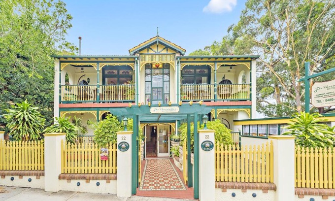 Chatswood Casa | Charrington Hotel