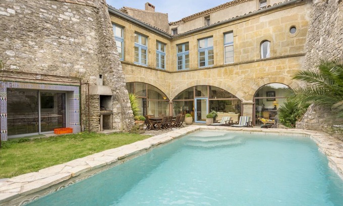 Limousis Otro | Chateau Asturias - Seis Habitaciones , Capacidad 12
