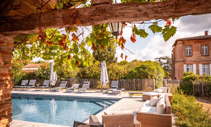 Corbarieu Villa | Chateau Beaudesert - Piscina - Pista de tenis - Parque