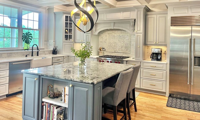 Wake Forest Casa | Chateau d’Amour- Huge home Sleeps 16 on 2 acres,