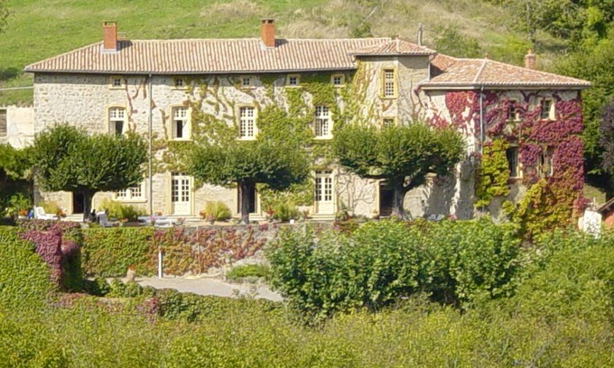 Lurcieux Casa | La vida de Castillo en un mundo moderno
