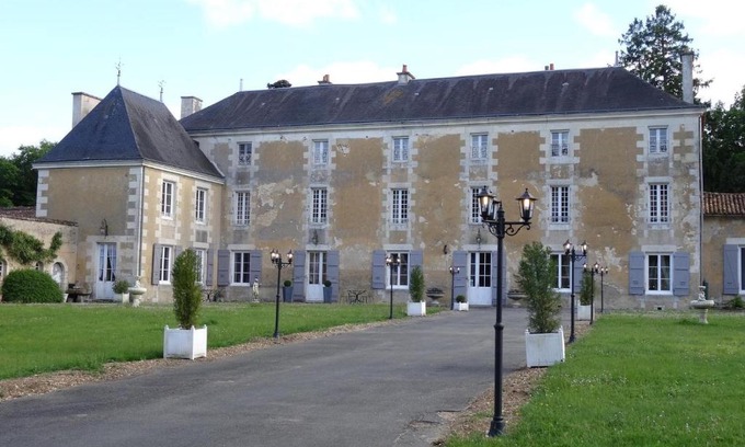 Savigny-Levescault Casa | Chateau de la Touche proche Poitiers