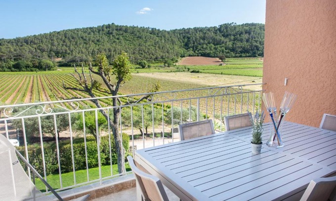 Le Thoronet Cama Y Desayuno | Chateau de Sainte Croix