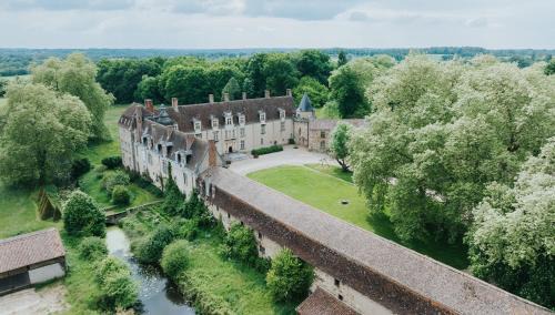 Nouic Cama Y Desayuno | Chateau du Fraisse