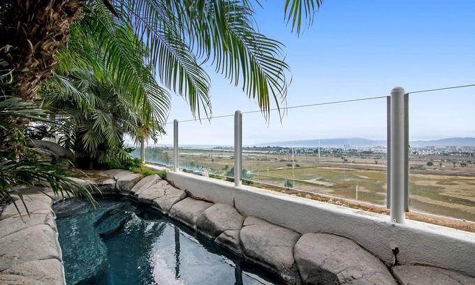 Playa Del Rey Villa | Villa de lujo en Silicon Beach !! Sala de juegos, bar con fregadero, terraza en la azotea, impresionantes vistas.