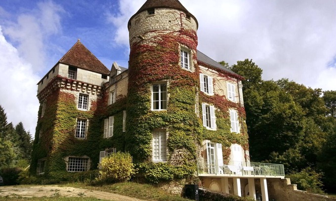 Le Blanc Otro | Chateau Roussignol - Doce Habitaciones , Capacidad 28