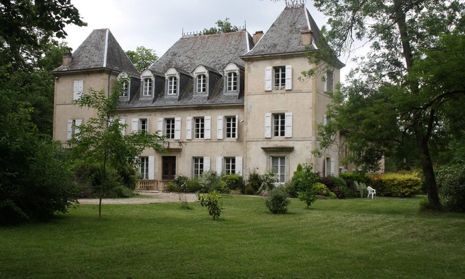 Cambounet-sur-le-Sor Otro | CHATEAU WITH PARK AND SWIMMING POOL