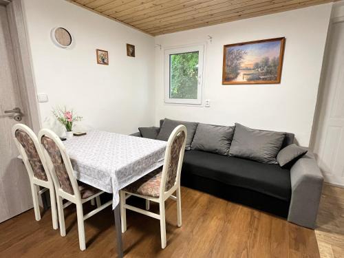 Jedovnice Casa | Chatička u Perniců