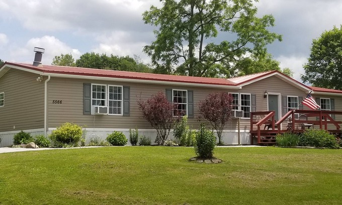Dewittville Casa | Chautauqua country home. Boat, snowmobile, fishing, wineries, family get away.
