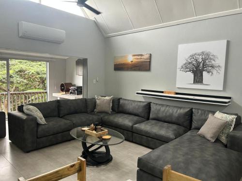 St. Lucia Apartamento | Chaval Cove , 3 bedroom 2 Bathroom in St Lucia The bridge