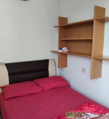 Gelugor Cama Y Desayuno | cheap room near USM Georgetown