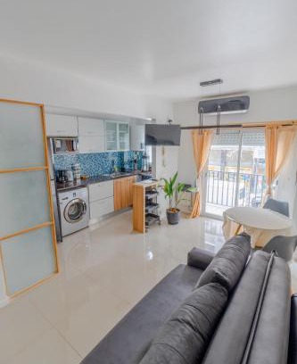 Mar del Plata Apartamento | Check and Home - Luro - Monoambiente a Estrenar en el Centro con Balcón a la Calle