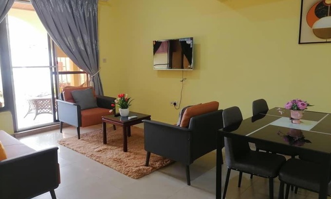 Kumasi Apartamento | Cheerful 2-bedroom Apartment with free parking