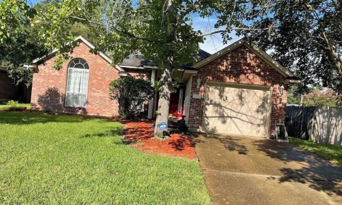 Shreveport Casa | Cheerful 3-bedroom 2bathroom with garage