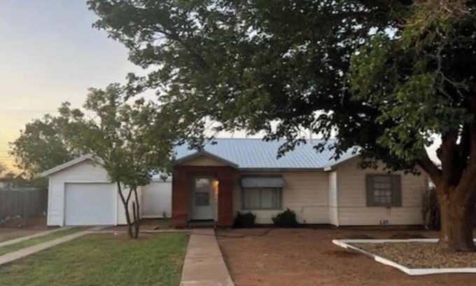 Tokio Casa | Cheerful, 3 bedroom house, free parking