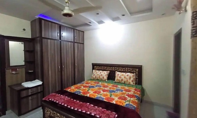 Lahore Casa | Cheerful 3 Bedrooms Newly Furnished Family House