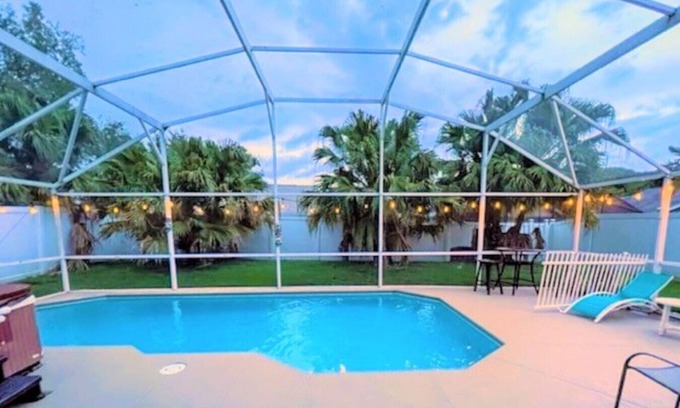 Indian Point Casa | Charming 4-bedroom house with Pool - Close to Theme Parks