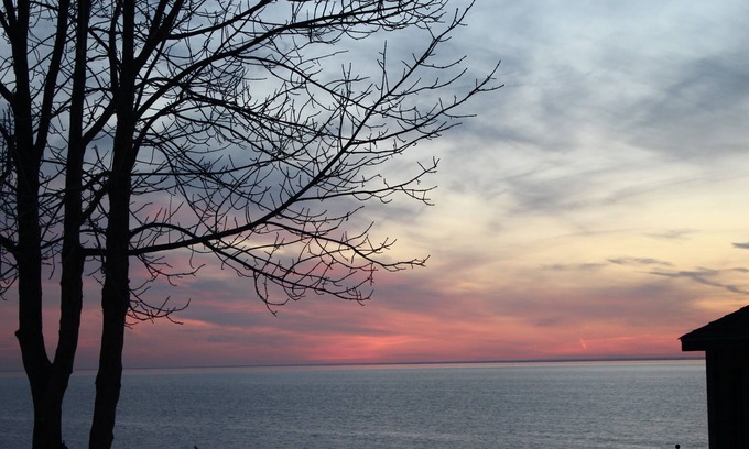 Romney Cabaña | Cheerful life at cottage 2 bedroom on Lake Erie
