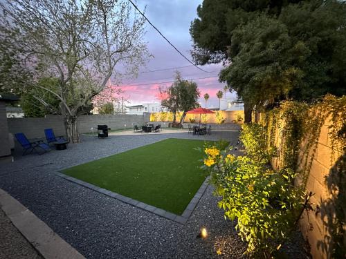 Encanto Casa | Cheerful PHX Home and Guest House in Central PHX