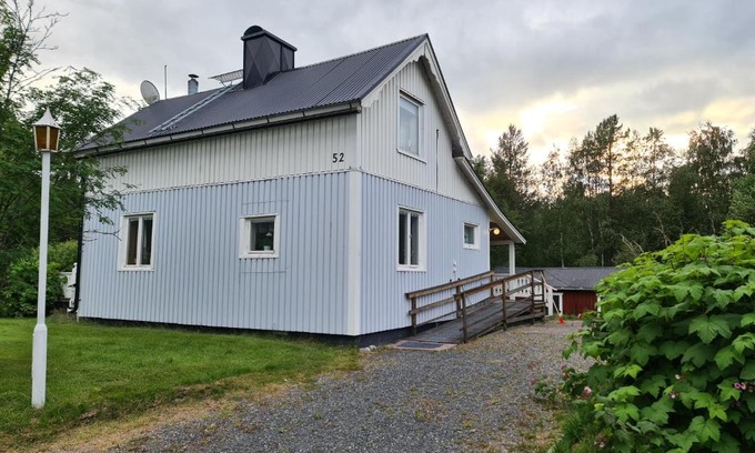 Jorn Casa | Cheerfull 2-Bedroom Villa with indoor fireplace