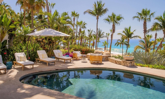 Palmilla Villa | Chef, Butler & Steps from the Beach w/ Beautiful 5 Bd Villas Del Mar
