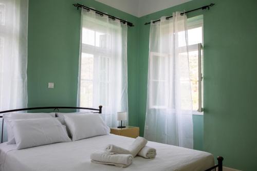 Kontos Apartamento | Cheloni Manor House
