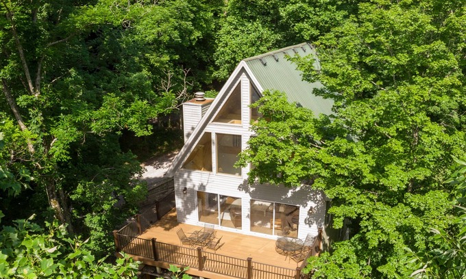Smithville Chalet De Esquí | Gran acogedor Lago Moderno Ver hogar con todas las comodidades que su familia necesita
