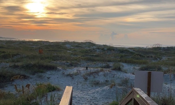 North Myrtle Beach Condominio | Cherry Grove Beach-Inlet Point Villas Condo