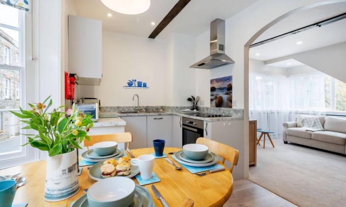 Mevagissey Casa | Cherry Orchard Cottage by Interhome