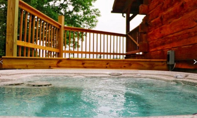 Waterville Cabina | Chestnut 3 Bed / 2 Bath cabin with Hot Tub Jacuzzi