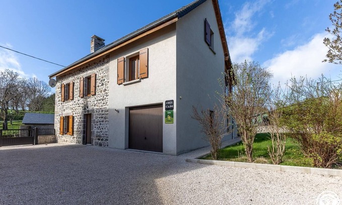 Murol Casa | Chez Cadi - Murol - Gîte