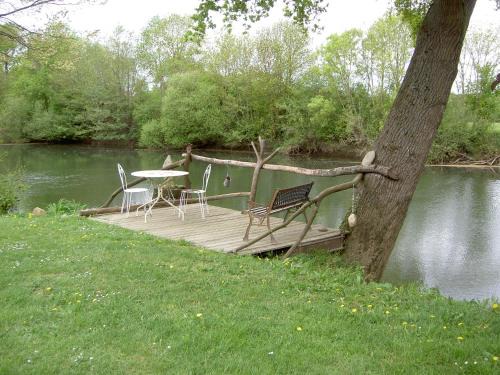 Saint-Pavace Otro | Chez Didier Emplacements tentes et Camping cars