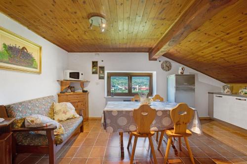 Pont Suaz Apartamento | Chez Emilia Mansarda