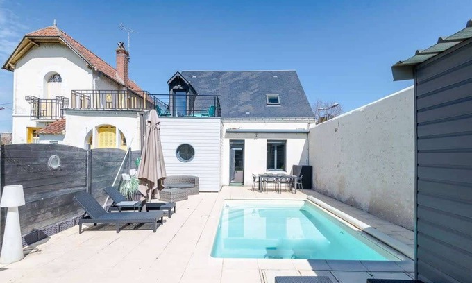 Blere Casa | Chez Françoise - Gite 6 prs avec piscine