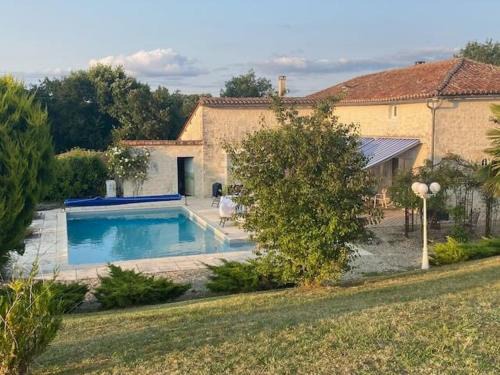 Ronsenac Casa | Chez Gargatte ,10pers,swimming pool