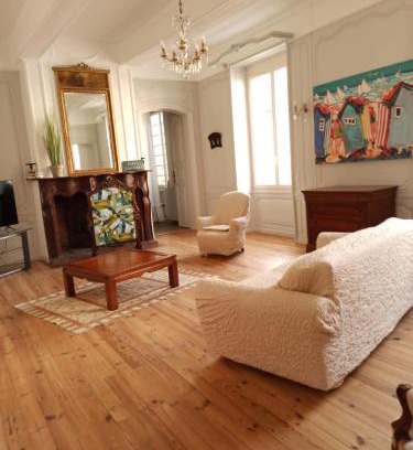 Mirande Apartamento | Chez Irène