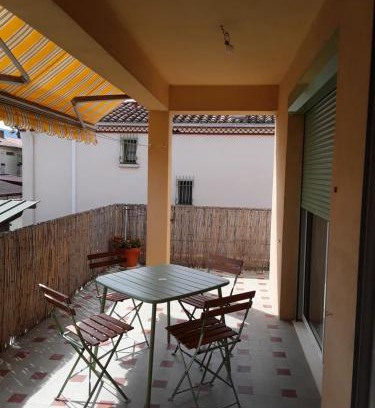 Bages Apartamento | Chez Jo, Bages 66, Appartement 2 chambres avec terrasse